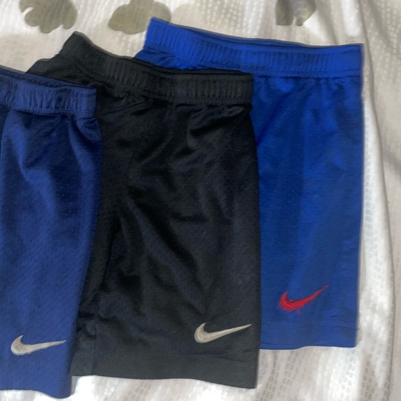 Lot of boys Nike/ Adidas Polyester Shorts - Picture 4 of 4